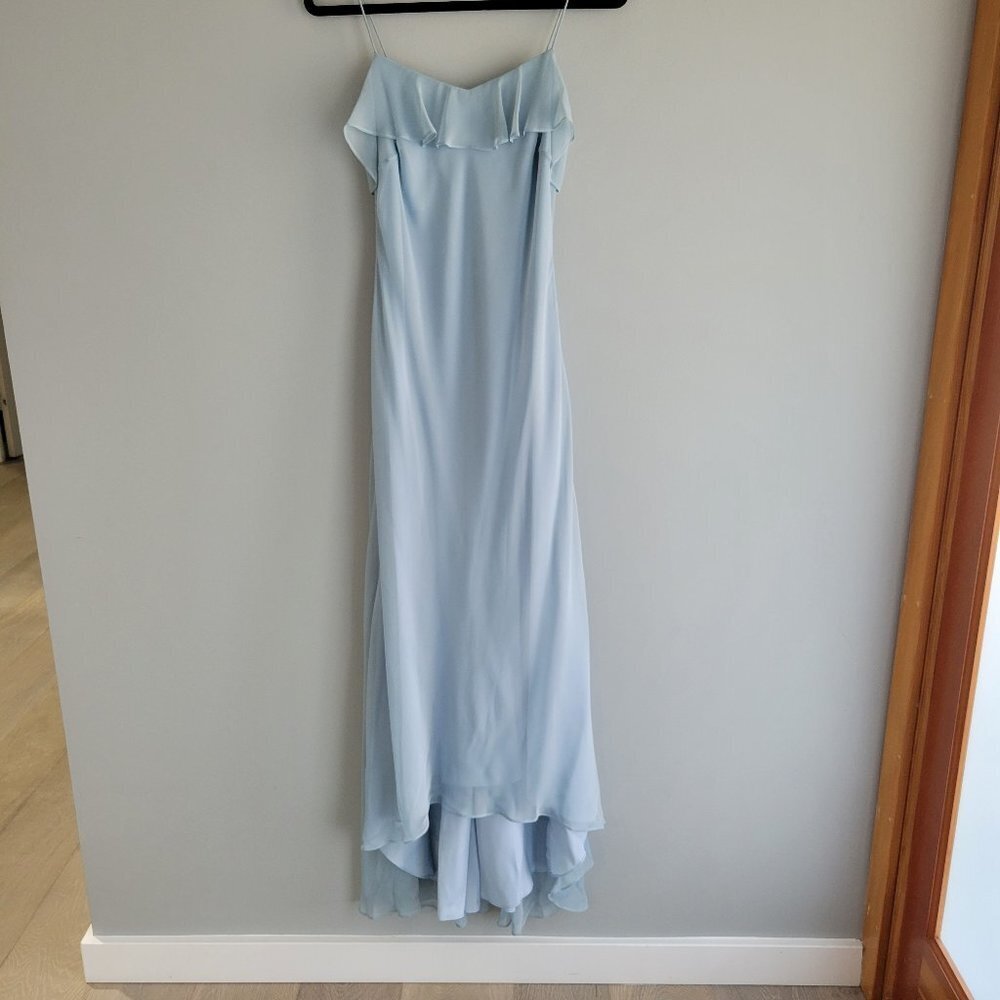 Long dress with with Matching Shawl from David's Bridal Size 6 - Picture 6 of 12